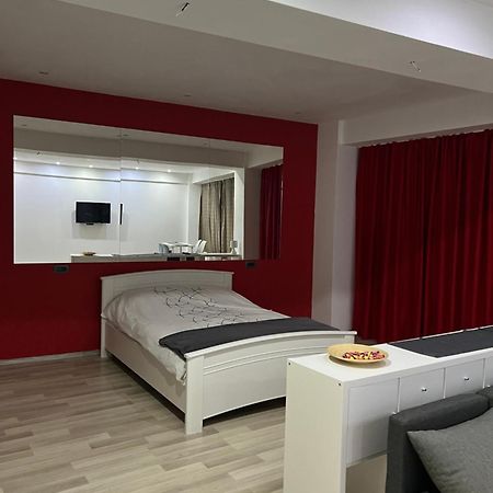 Aparthotel Jolie Galaţi Exteriér fotografie